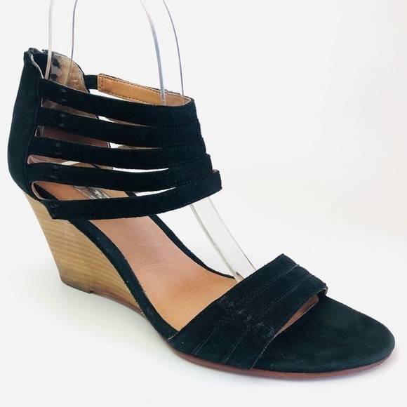 Halogen Kyla Suede Strappy Wedge Sandal - Picture 3 of 11
